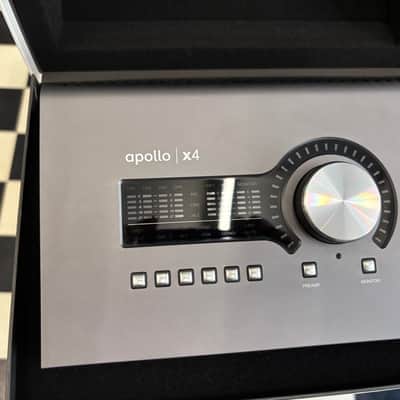 Universal Audio Apollo x4 Gen 2 Thunderbolt Audio Interface 2024 - Present - Silver image 2