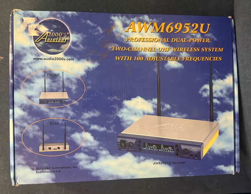 Audio 2000’s AWM6952U Pro 2 Channel UHF Wireless System with 100 frequencies 2013 - Silver image 1