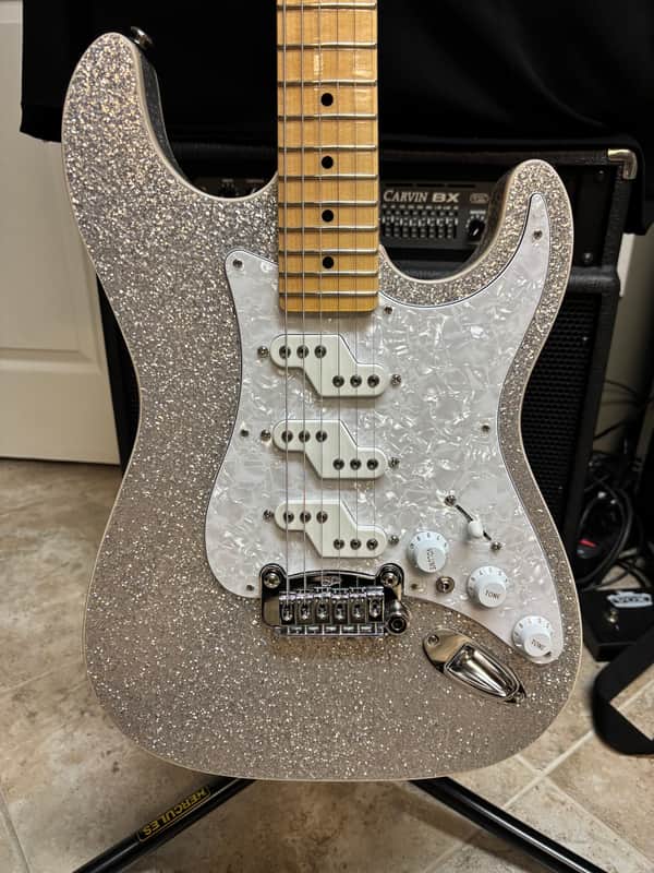 G&L USA Limited Edition Comanche- 2023 Silver Sparkle