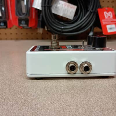 Electro-Harmonix Pitch Fork Polyphonic Pitch Shifter / Harmony Pedal - Black / White / Red image 5