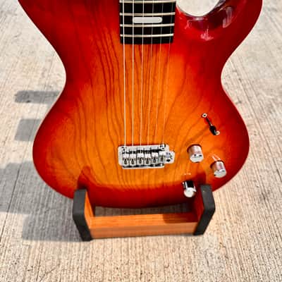 Line 6 Variax 700 Electric 2010 - Cherry Burst image 4