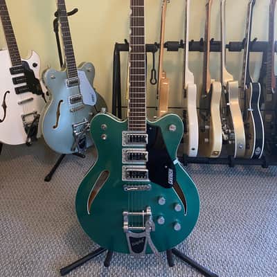 Gretsch G5622T-CB Electromatic Center-Block Double Cutaway 3-Pickup 2015 - 2016 - Georgia Green image 1