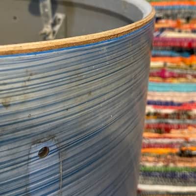 Rogers 1960’s 16” Floor Tom in Original Blue Ripple image 11