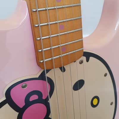 Squier Hello Kitty Stratocaster 2007 - Pink with Hard Shell Case image 9
