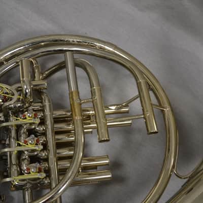 Trompa Sib/Fa Holton H379 en buen estado. image 14