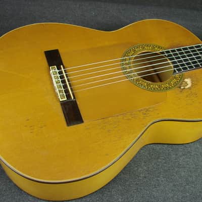 Ventura Bruno Royal Artist Model 1600F Flamenco Acoustic Guitar W/Case image 3