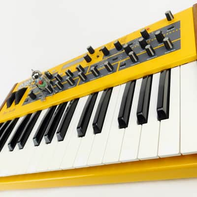 DSI Dave Smith Mopho Synthesizer Keyboard + Top Zustand + 1,5J Garantie Bild 4