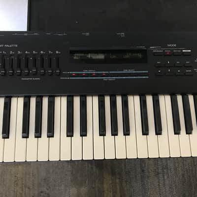 Roland JV-90 Expandable Synthesizer 76-Key Keyboard image 17