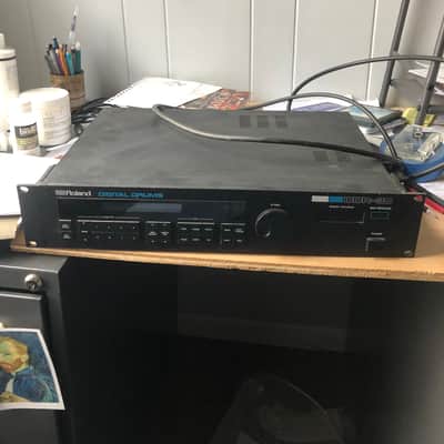 Roland DDR-30 Drum Machine w/ trigger pad