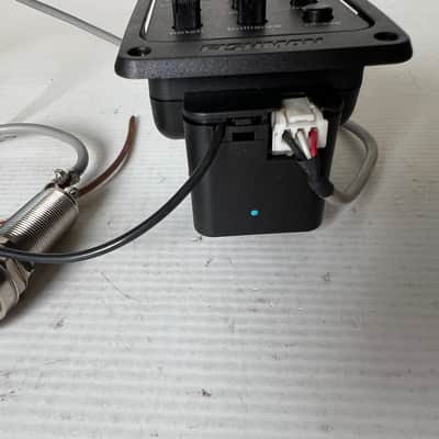 Fishman Presys preamp and pickup system image 4