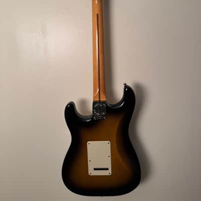 Fender Stratocaster American Deluxe 2005 - Sunburst image 4