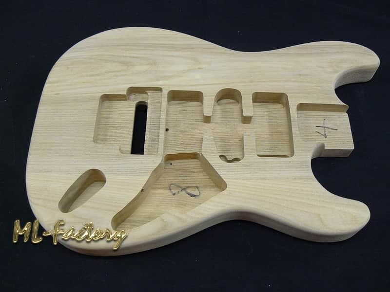 Korpus/Body I Esche mit Floyd Rose Fräsung image 1