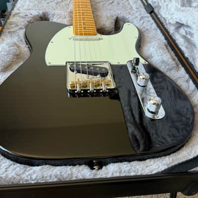 Fender American Professional II Telecaster with Maple Fretboard 2025 - Black image 5