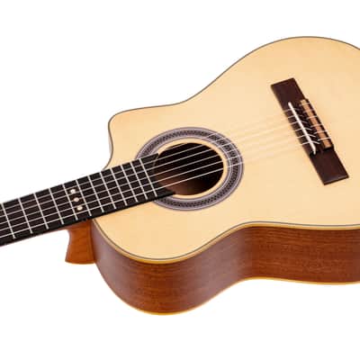 Ortega Requinto Series Pro Solid Top Nylon String Guitar w/ Bag image 7