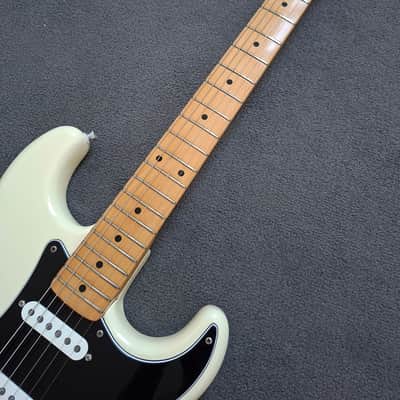 Immagine Fender Japan Squier Stratocaster 1985 - 3