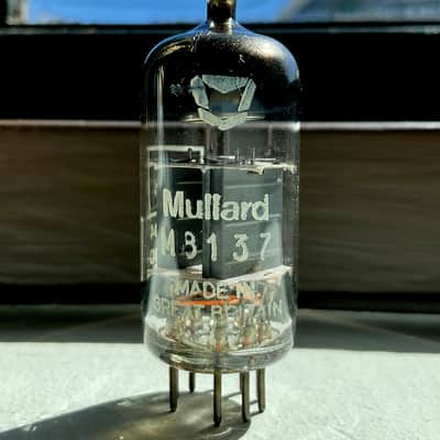 VINTAGE 1977 MULLARD 12AX7 / M8137 / CV4004 / M8137 / BOX PLATE MIL SPEC MADE IN THE UK MITCHAM FACTORY - VERY GOOD CONDITION image 1