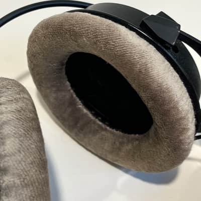 Beyerdynamic DT 770 Pro 80 Ohm Headphones image 6