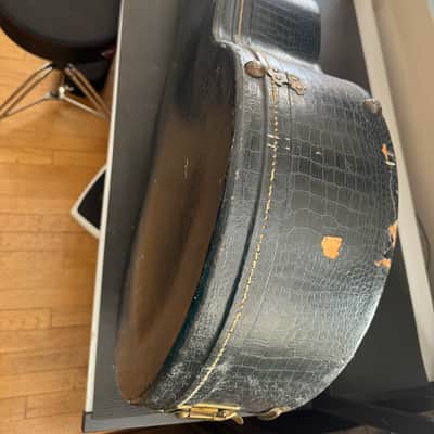 Vintage 1940s–1950s Epiphone Lifton Archtop Case – Black Alligator / Purple Interior image 13