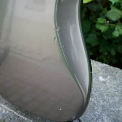Fender Mustang – Atomic Silver – Matching Body, Neck & Headstock – CIJ - Rubber Bridge - VIDEO image 10