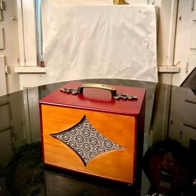Rotary Connection Mini 1x5” guitar speaker cabinet. TINY! Jensen 5/30 30 watt brand new speaker inside. Handmade. Portable travel cab. 2026 - Maroon image 9