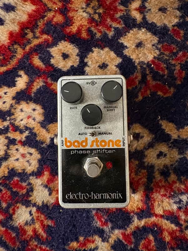 Immagine Electro-Harmonix Bad Stone Phase Shifter 2015 - Present - Black / Silver - 1