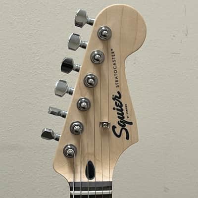 Squier Sonic Stratocaster Sienna Sunburst image 9