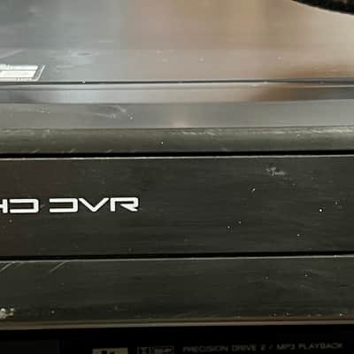 Magnavox MDR867H/F7 HD Dual Tuner DVR/DVD Recorder w/ Remote & HDMI  Cable; Tested image 2