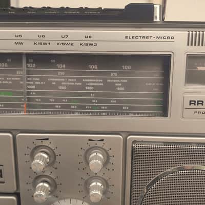 Rare vintage 1980's Grundig RR1140 SL in silver Boombox - Ghetto Blaster image 4