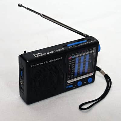 Unbranded Portable AM/FM 9-Band Radio 1990s - Black image 5