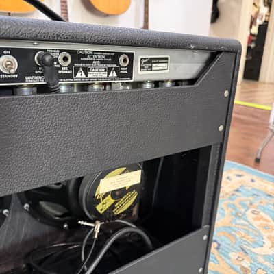 Fender '65 Twin Reverb Reissue 85-Watt 2x12" Guitar Combo 1991 - Present - Black image 6