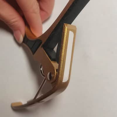 Professinal Metal Capo for Acoustic Guitars Electric Bass (Gold) Unbranded image 2
