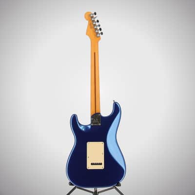 Fender Certified Pre-Owned American Ultra Stratocaster HSS, Rosewood Fingerboard, Cobra Blue (P3) (95046) image 6