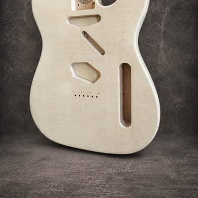 Bad Dog TL 2026. Telecaster style body. - Nitro Finish. RELIC image 3
