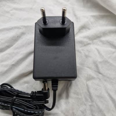 Electro-Harmonix MKD-400100GS 40V DC 100 mA AC/DC-adaptor EU image 3