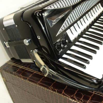 Philharmonic Piano Accordion, Black w/ Case & Straps image 3