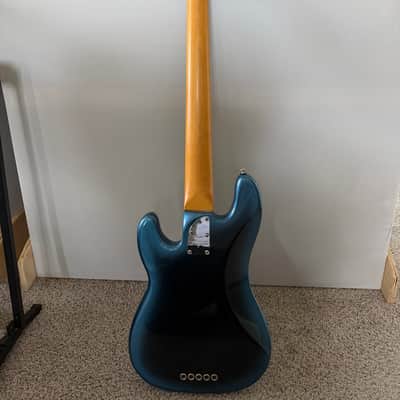 Fender American Professional II Precision Bass V - Dark Night with Maple Fingerboard 2021 image 4