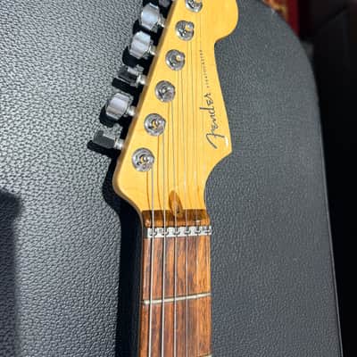 Fender American Deluxe Stratocaster 2012 - 3 Tone Sunburst image 5