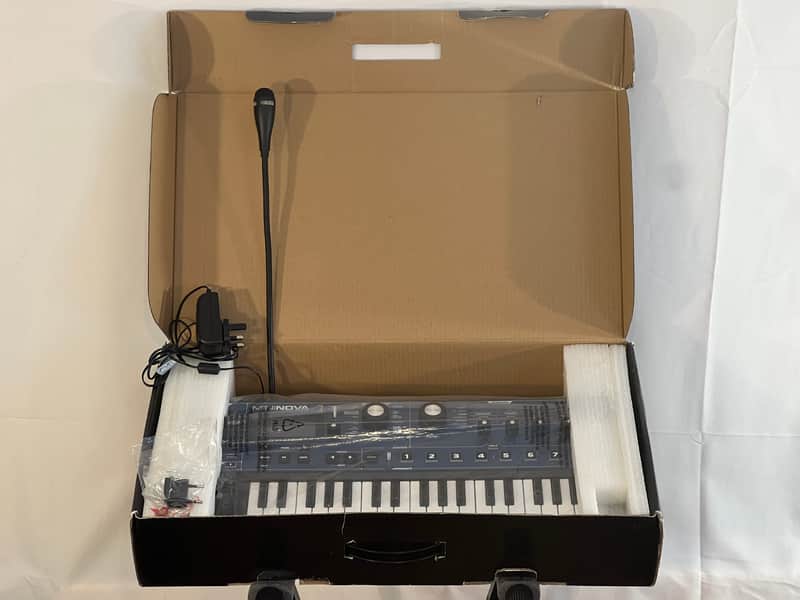Novation MiniNova 37-Key 18-Voice Synthesizer
