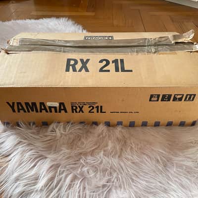 Yamaha RX21L latin drum machine image 6