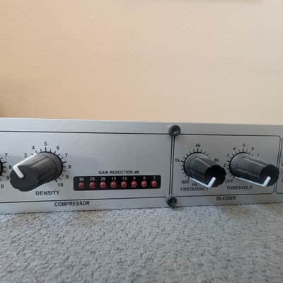dbx 286s Microphone Preamp Processor 2010s - Silver image 3