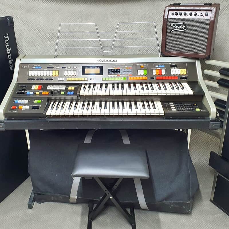1980s Technics SX-C600 Electronic Organ Black