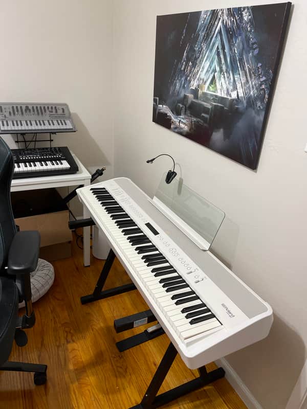 Roland FP-90 88-Key Digital Portable Piano 2016 - 2021 - White image 1