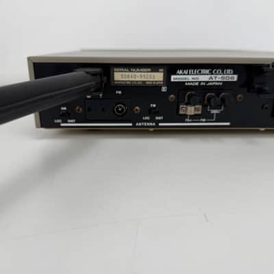Akai AT - 506 FM AM Stereo Digital Quartz Synthesizer Tuner image 8