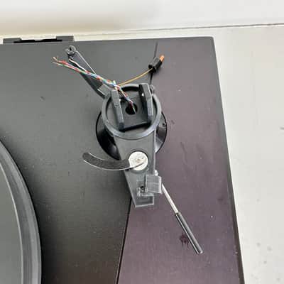 Mobile Fidelity MoFi UltraDeck Turntable w/ Dust Cover & MasterTracker Cartridge image 9