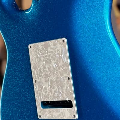 Tom Anderson Icon Classic - Big Sparkle Candy Apple Blue In Distress Level 1 - Custom Shop Stratocaster image 12