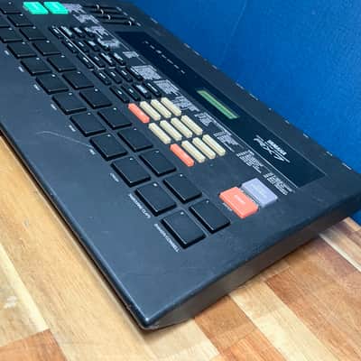 Yamaha RX7 Digital Rhythm Programmer - Black image 4