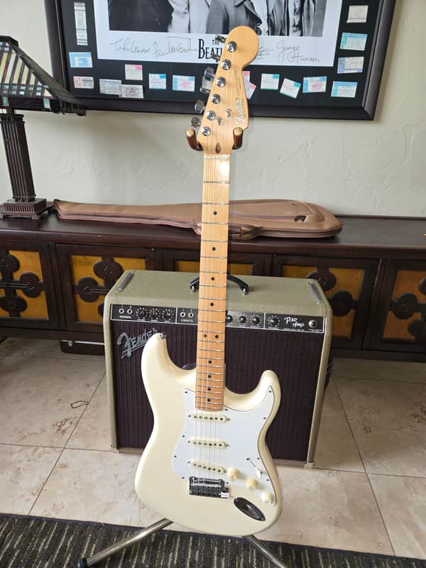 1991 Fender American Standard Stratocaster - Olympic White image 1