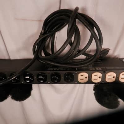 Tripp-Lite IBR-12 Transient Voltage Surge Suppressor Power Conditioner used image 3