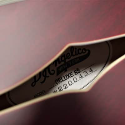 D'Angelico Deluxe SS  Satin Trans Wine image 5