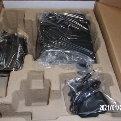 Audio-Technica ATW--1101 System 10 Guitar System image 2